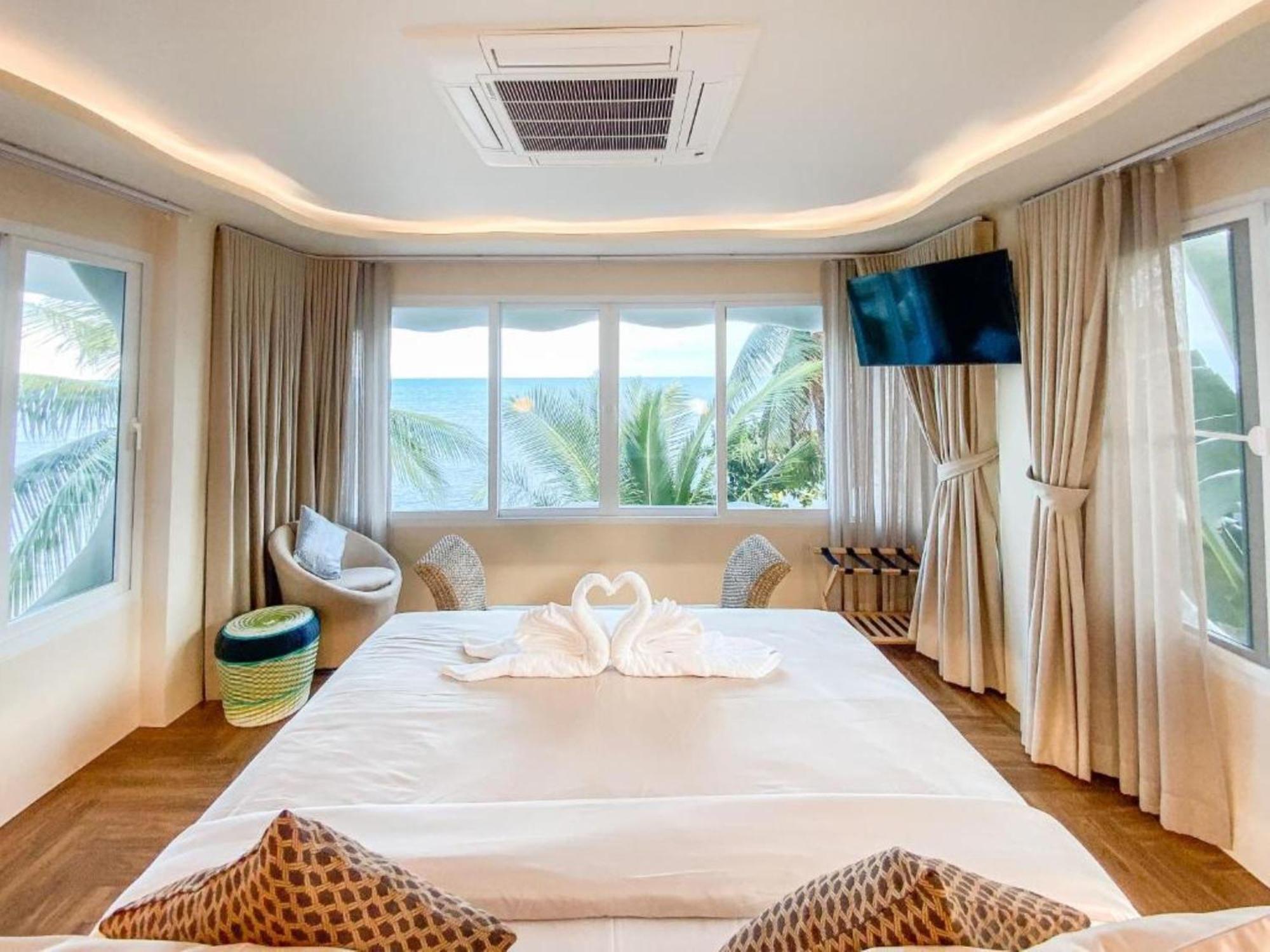 The Rock Samui Beach Resort Lamai Beach  Room photo