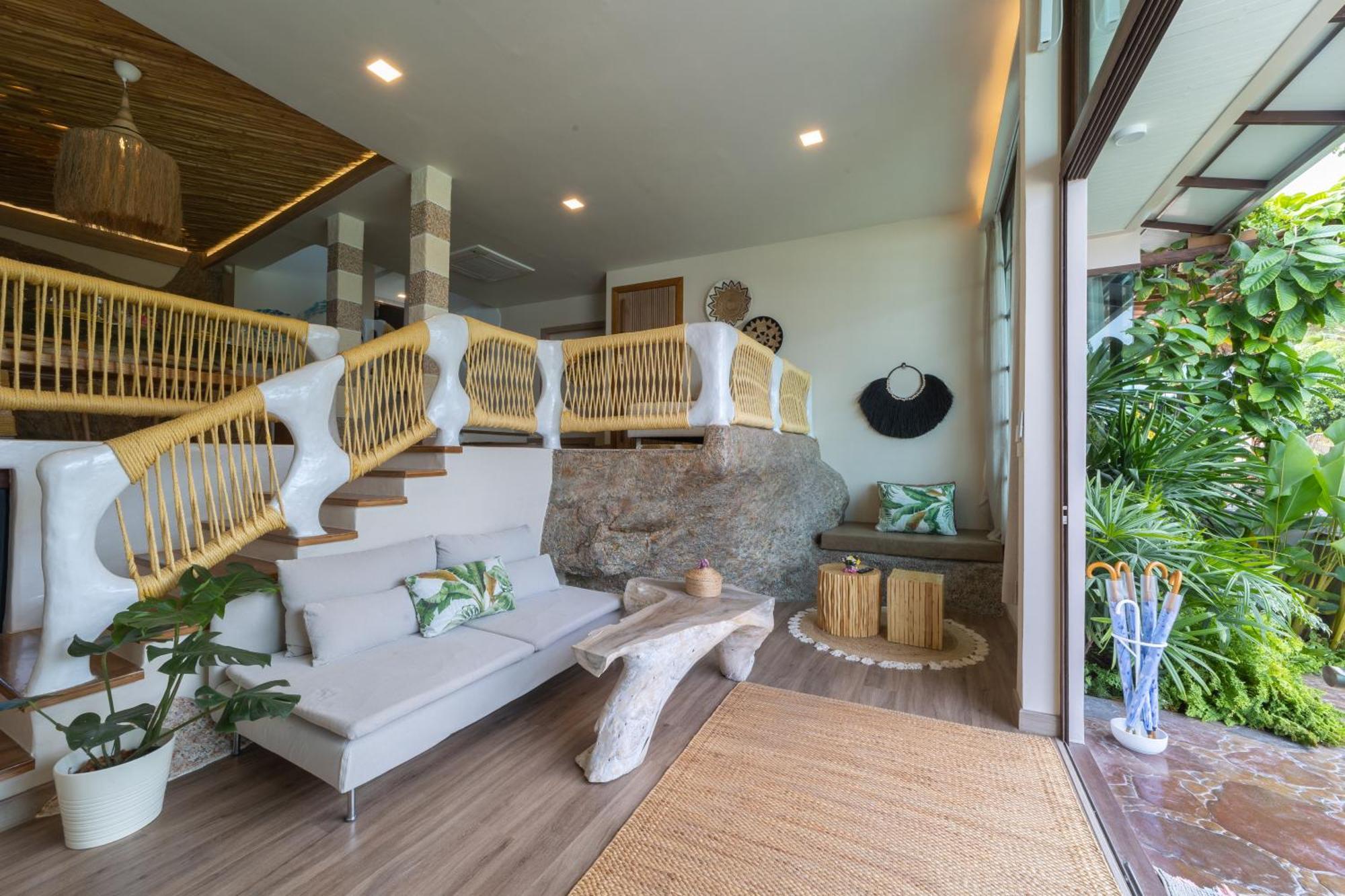 The Rock Samui Beach Resort Lamai Beach  Exterior photo