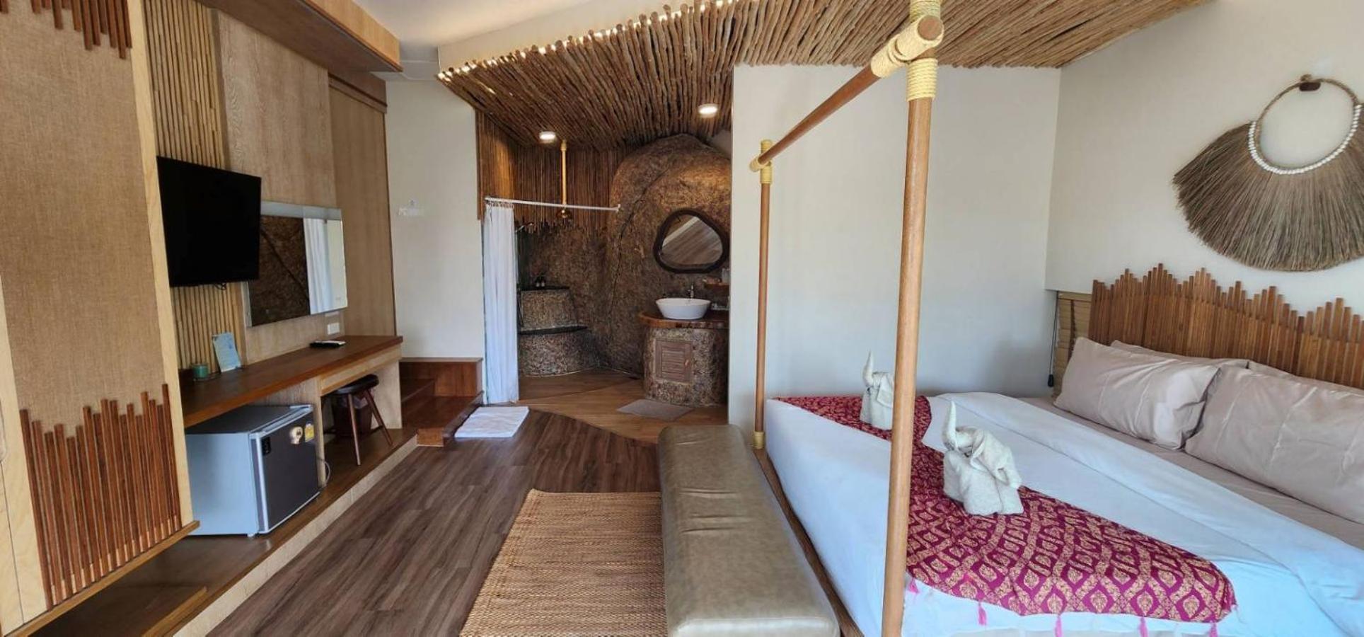 The Rock Samui Beach Resort Lamai Beach  Exterior photo